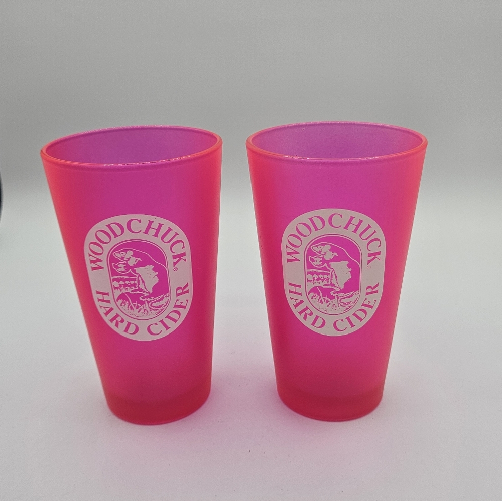 Woodchuck Hard Cider Collectable 16 Ounce Pink Frosted Glasses Set of 2